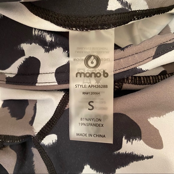 EUC, like new mono b leggings - Picture 2 of 3